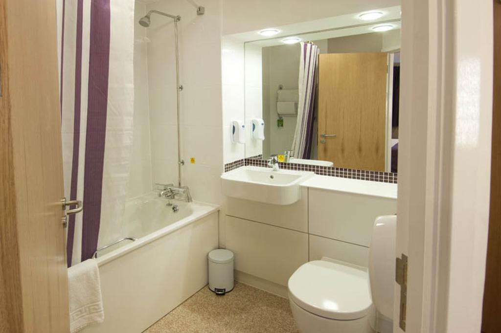Premier Inn Sittingbourne Kent Camera foto