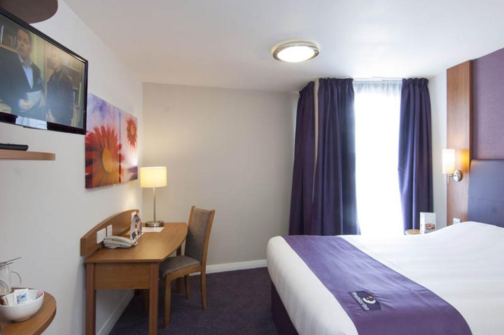 Premier Inn Sittingbourne Kent Camera foto