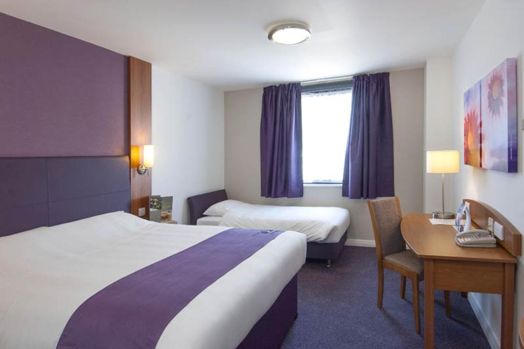 Premier Inn Sittingbourne Kent Camera foto