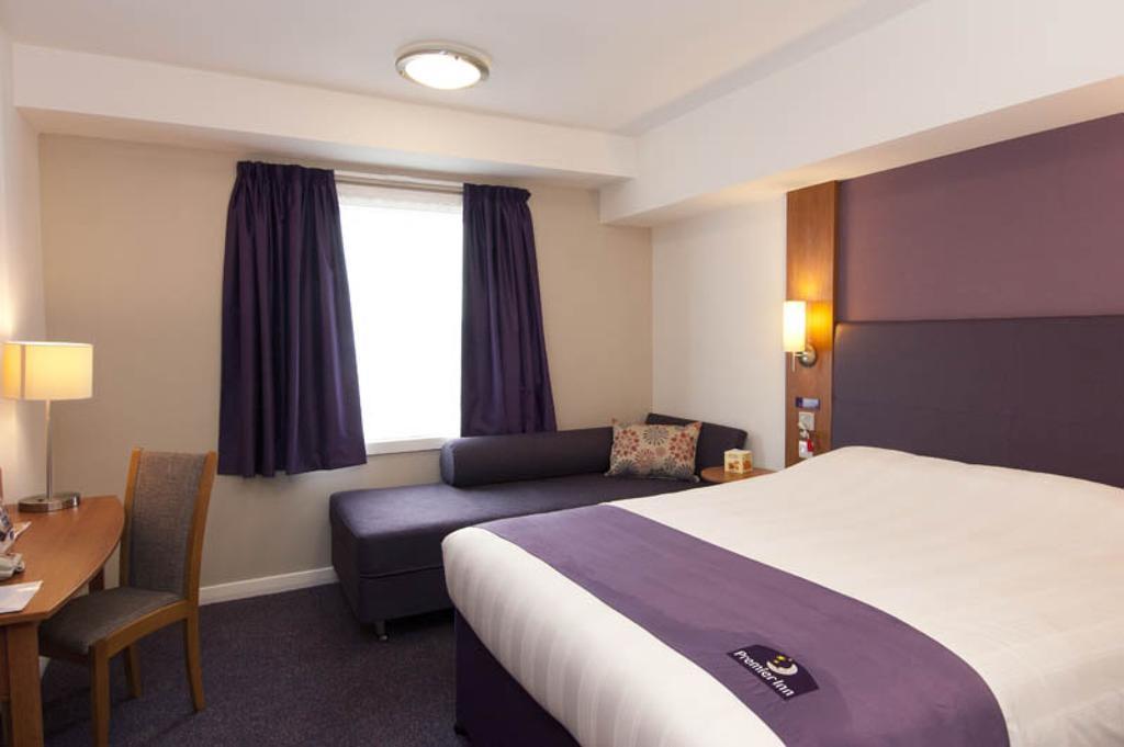 Premier Inn Sittingbourne Kent Esterno foto