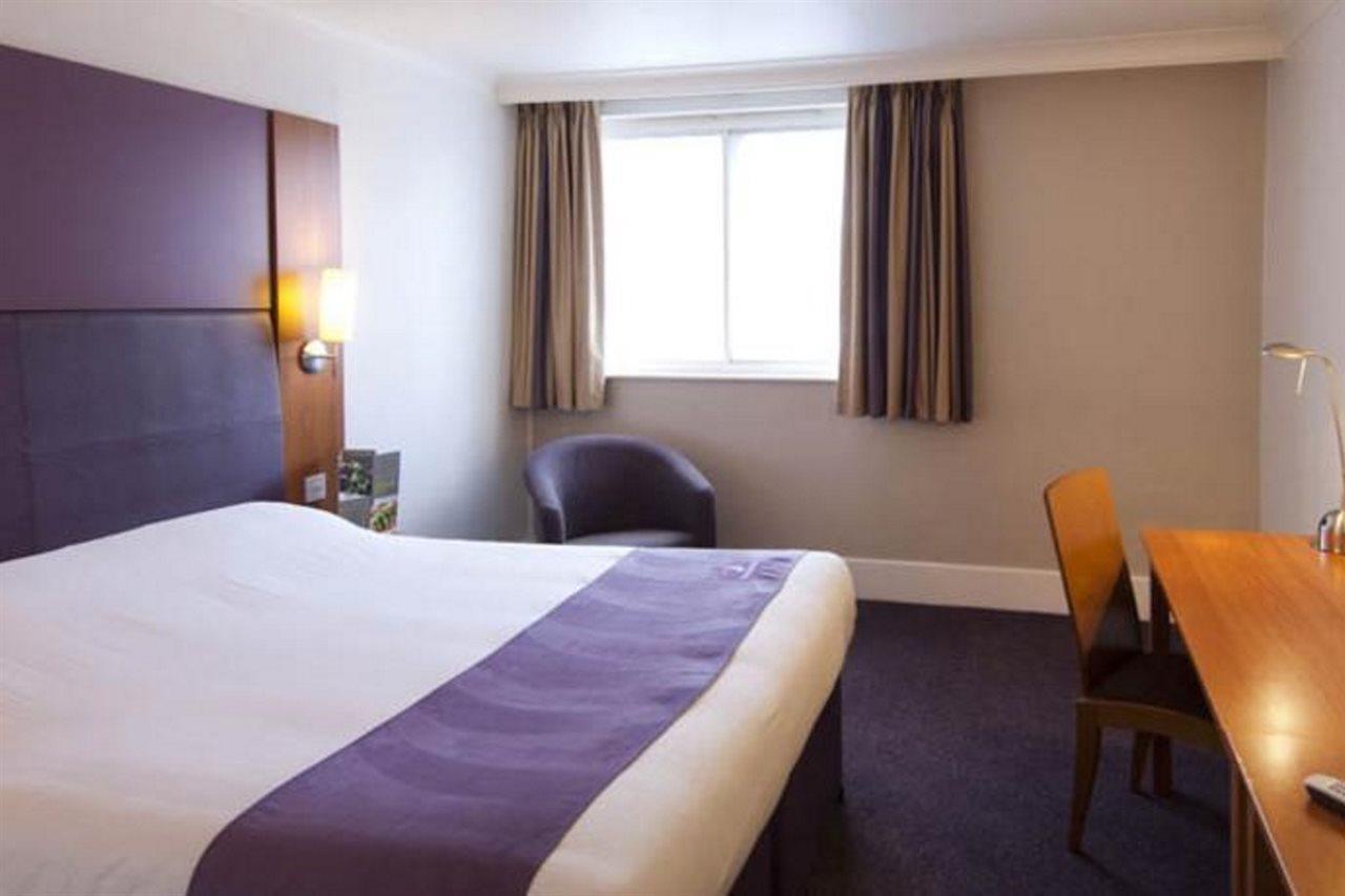 Premier Inn Sittingbourne Kent Esterno foto